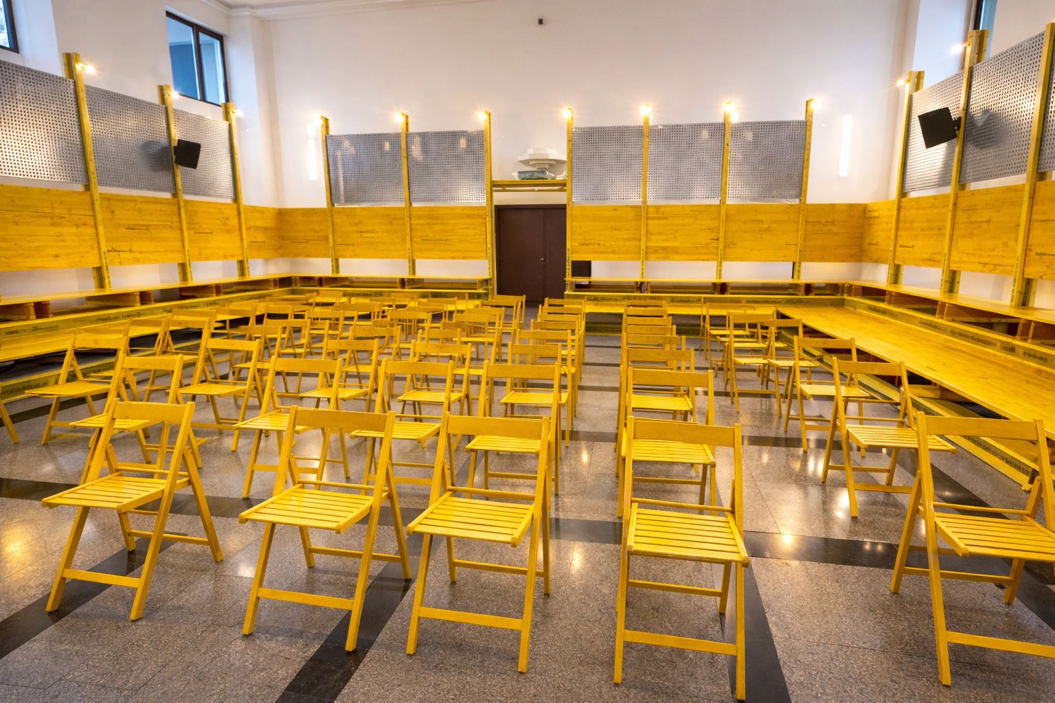 Inaugurare deGalben - Piața Amzei